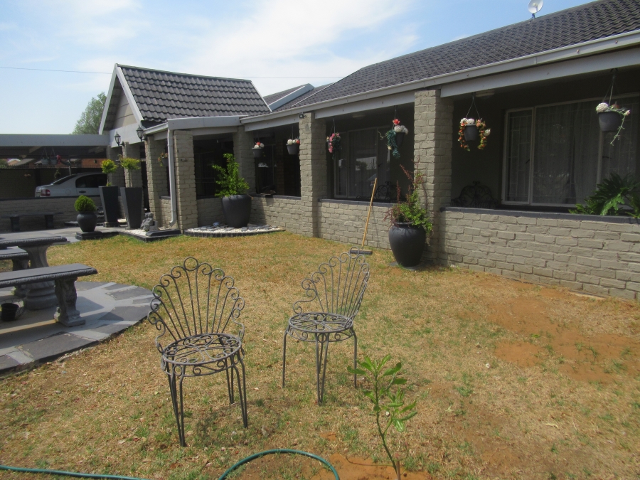 3 Bedroom Property for Sale in Flamingo Park Free State